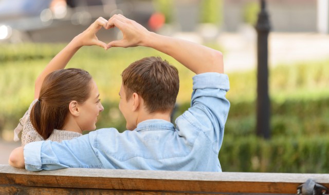 国家卫健委:2022年1月1日以后出生的婴幼儿均可领取育儿补贴